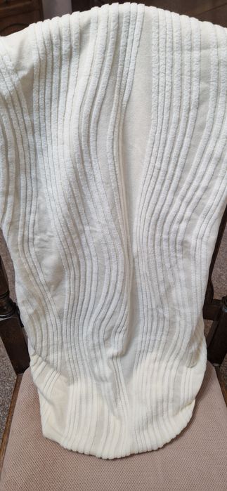 Чехлы на узкие стулья