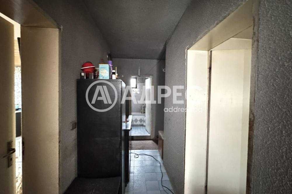 Продава КЪЩА, гр. Попово