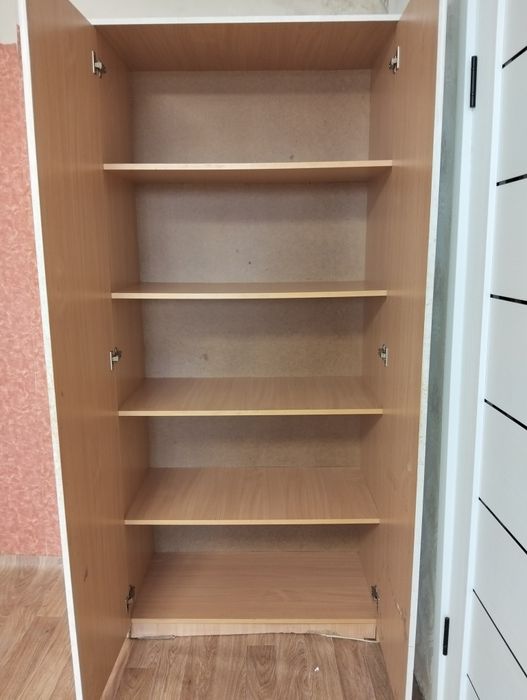 Продам шкаф шифоньер