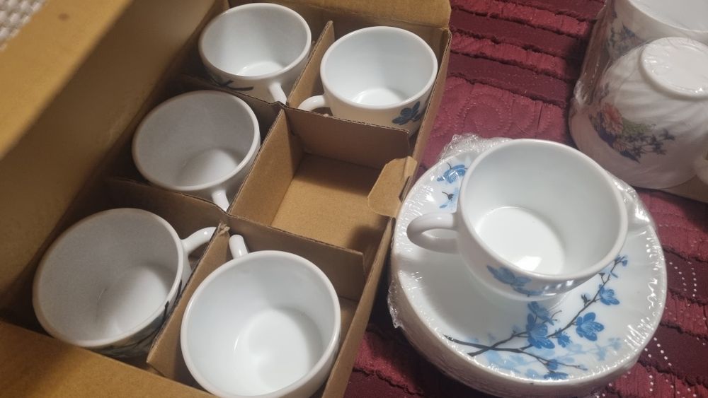 Seturi de cesti de cafea