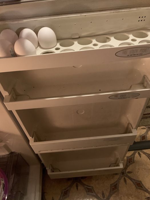 Продам холодильник