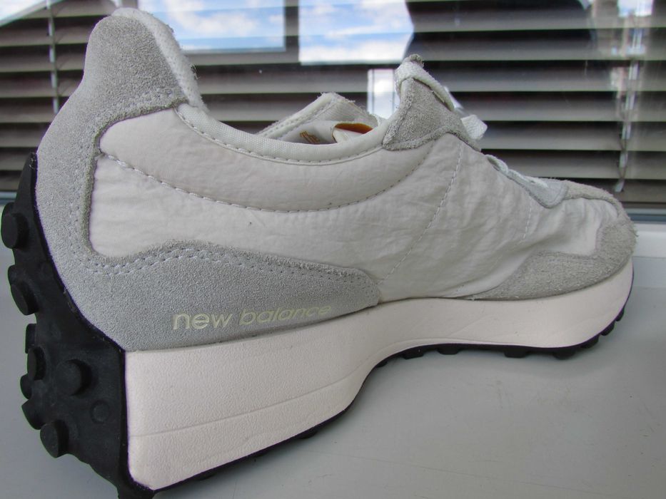 Мъжки маратонки New Balance 327 'Team Away Grey'