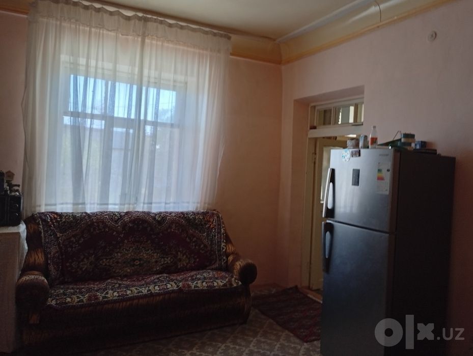 Уй сотилади 6,3 сотих М1да