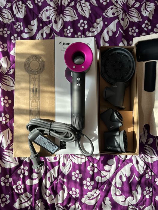 Сешоар Dyson supersonic hd08