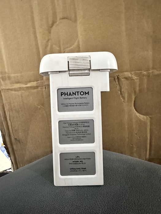 Аккумулятор на дрон DJI phantom 3