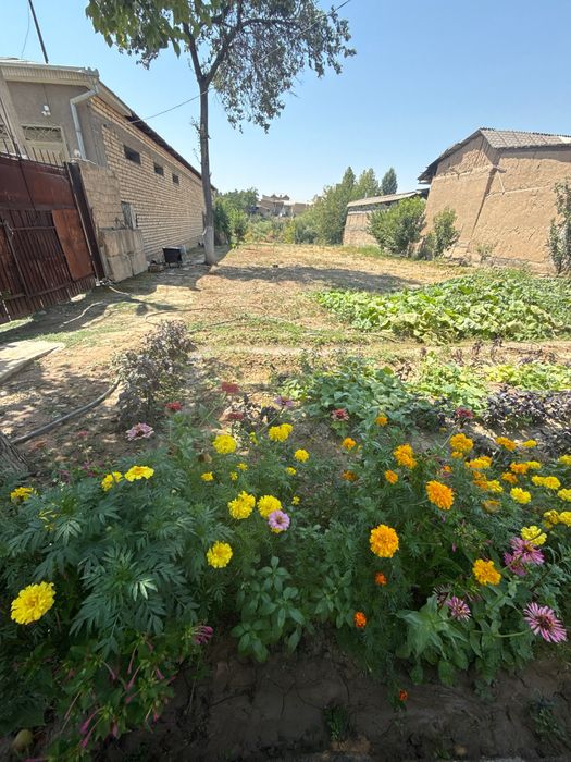 Продаю землю с времянкой