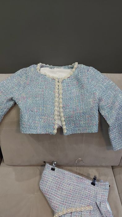 Сако с пола плесе