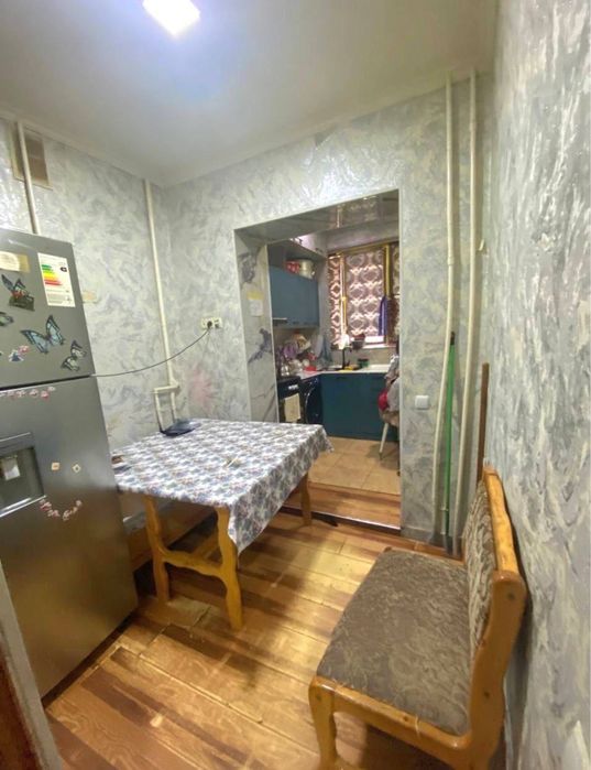 1в2/3/4 36м2 возле метро Буюк Ипак Йули продам срочно