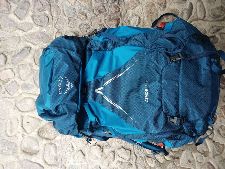 Rucsac de drumetie Osprey Atmos 65 litri, impecabil