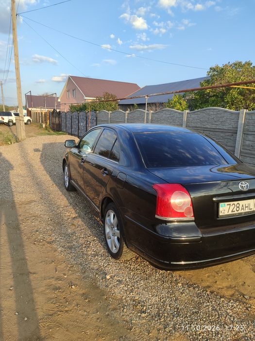 Тойота Авенсис 2008 год