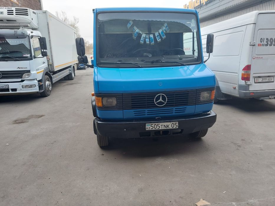 Мерседес 811 сатылады