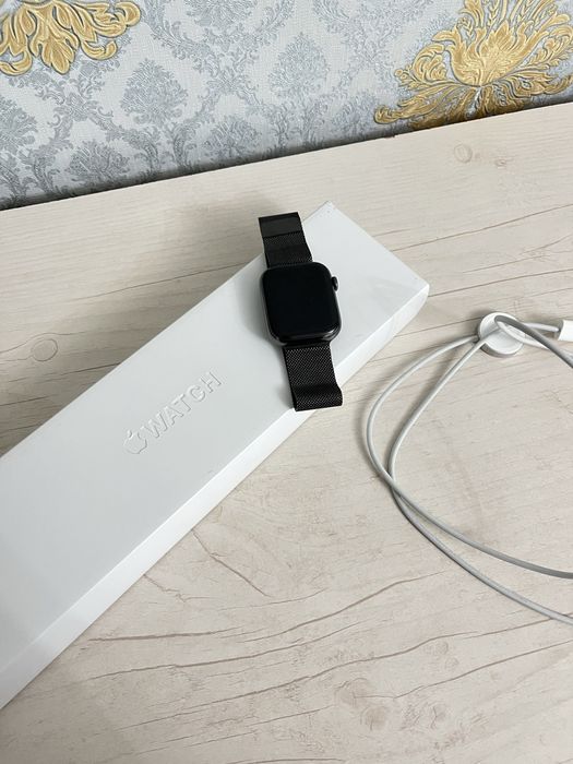 Apple Watch Series 8