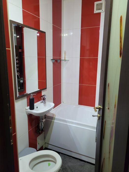 Apartament  de inchiriat ,2 camere .cartierul Florilor