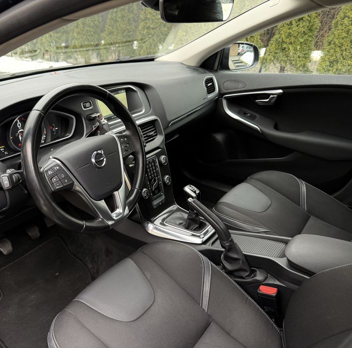 Volvo V40 2 litri euro 6 Facelift 2017