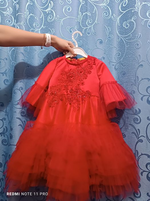 Продам платья личного пошива