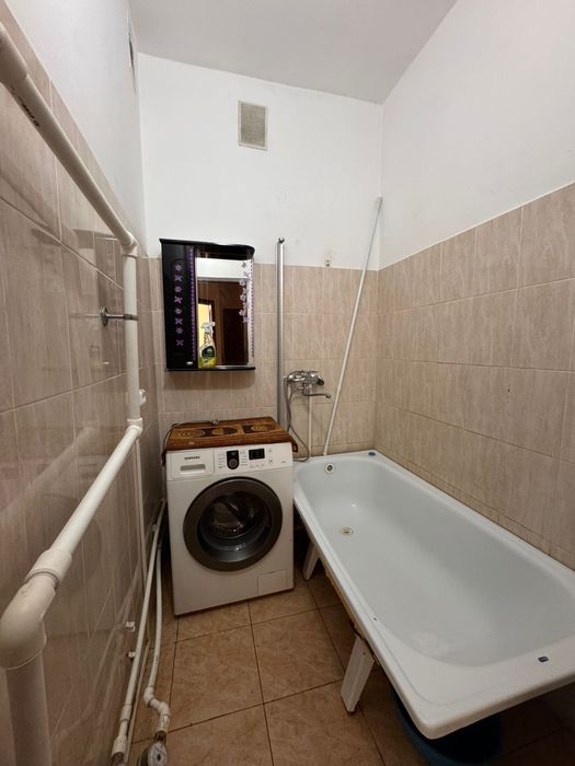 Продам квартиру мкр Аэропорт