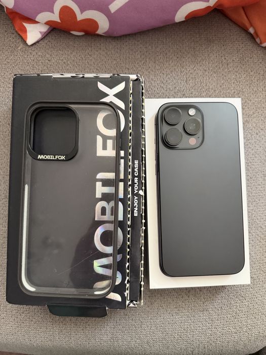 iPhone 15 pro max black titanium