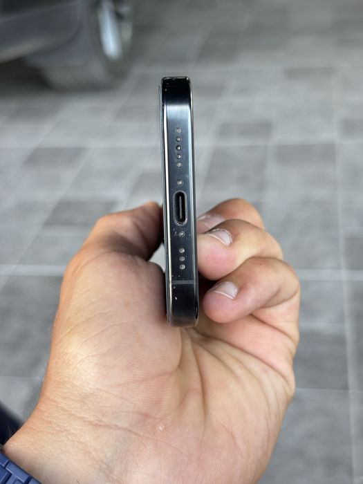 Iphone 16 pro Lla 256 GB
