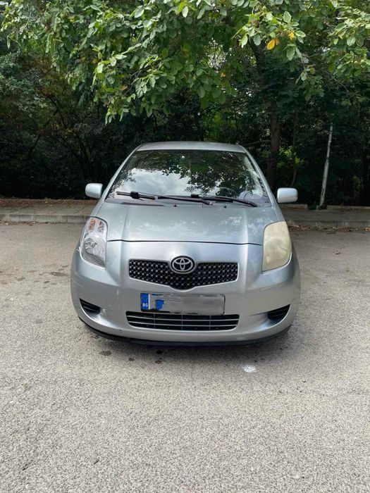 Toyota Yaris 1000 сс