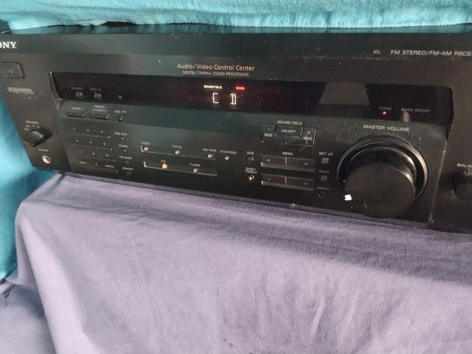 много як и качествен оригинален усилвател-рисиивър Сони-200 ватов