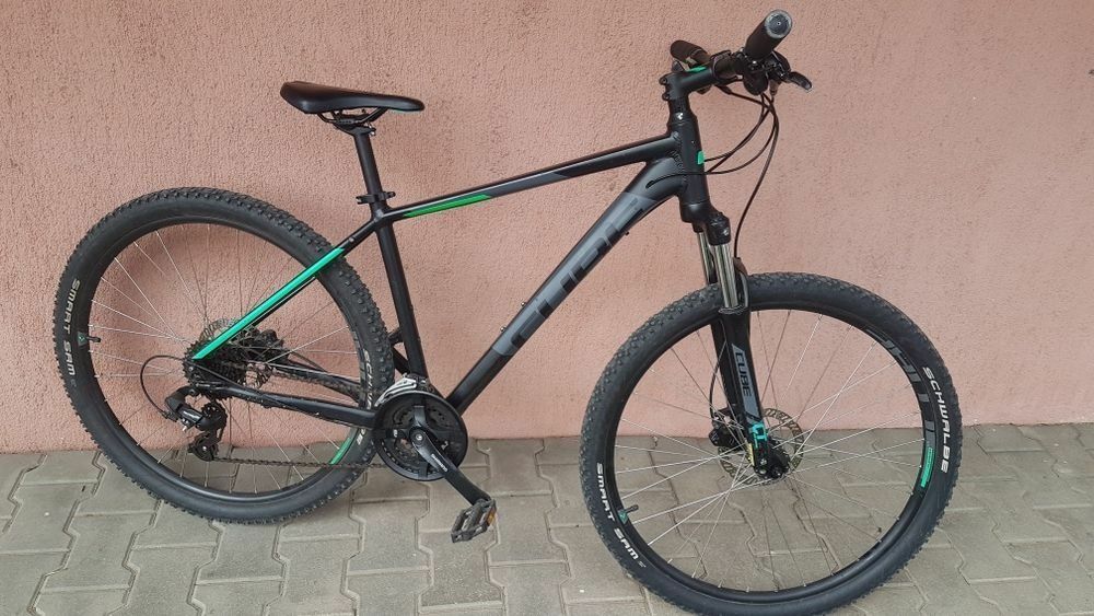 CUBE de 29 și 27,5 treching chioper