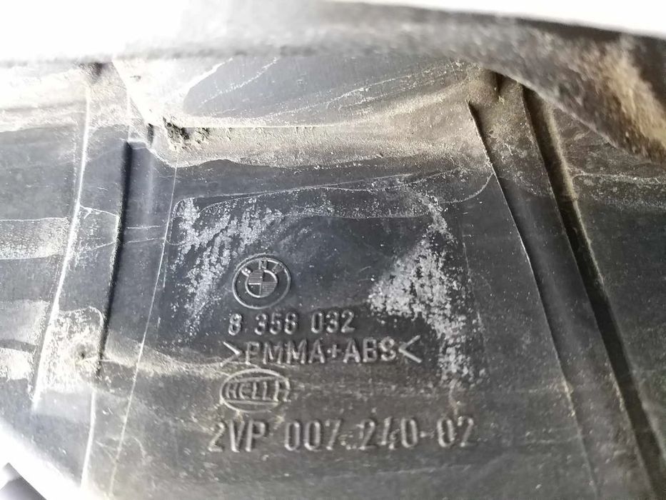 Stop tripla lampa dreapta bmw seria 5 e39 8358032 2vp00724002