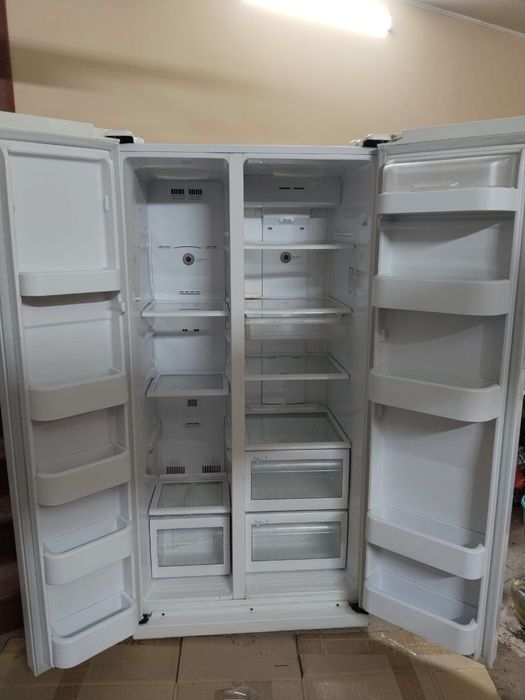 Продам холодильник lG