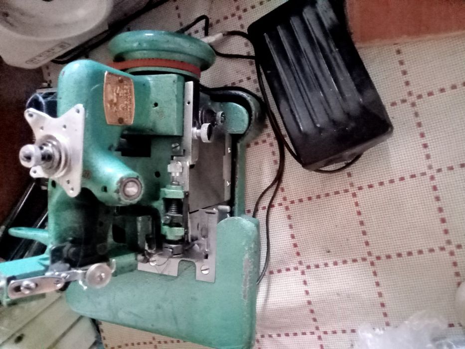 Оверлок для работы и творчества