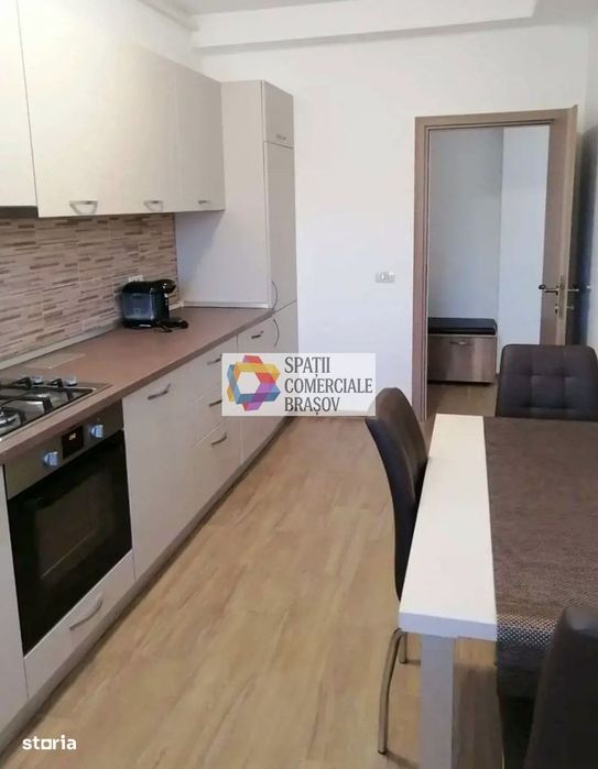 Apartament cu doua camere, zona Tractorul - Coresi, bloc tip vila, 71