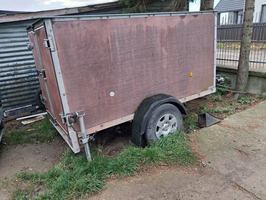 Mă vinde 1300kg înmatriculată