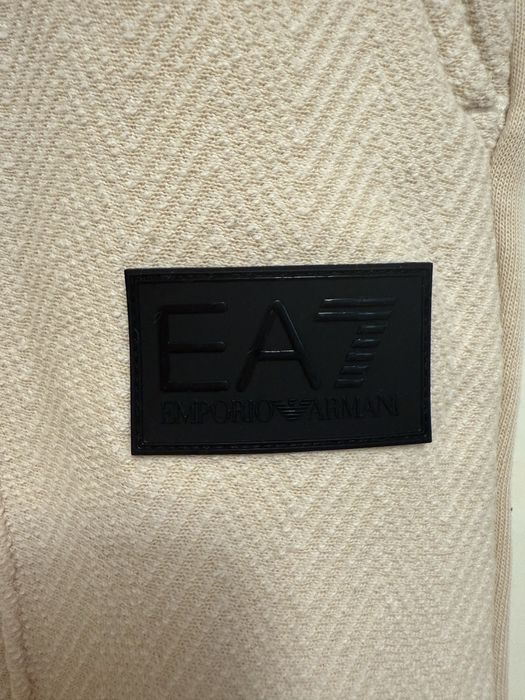 Продам штаны Emporio Armani оригинал