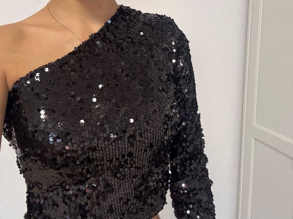 Дамски блестящ топ