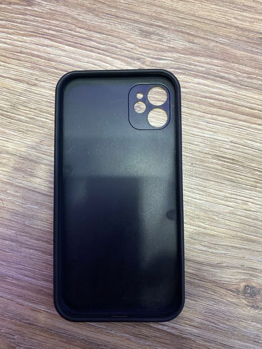 Продавам калъф за iphone 11