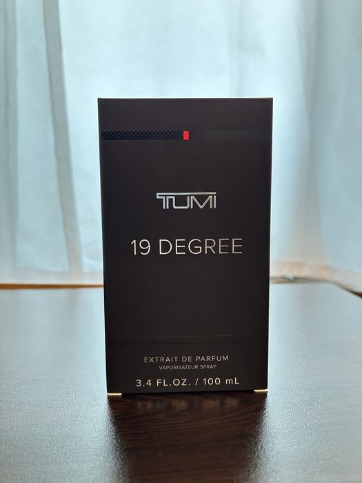 Tumi 19 Degree Extrait de Parfum