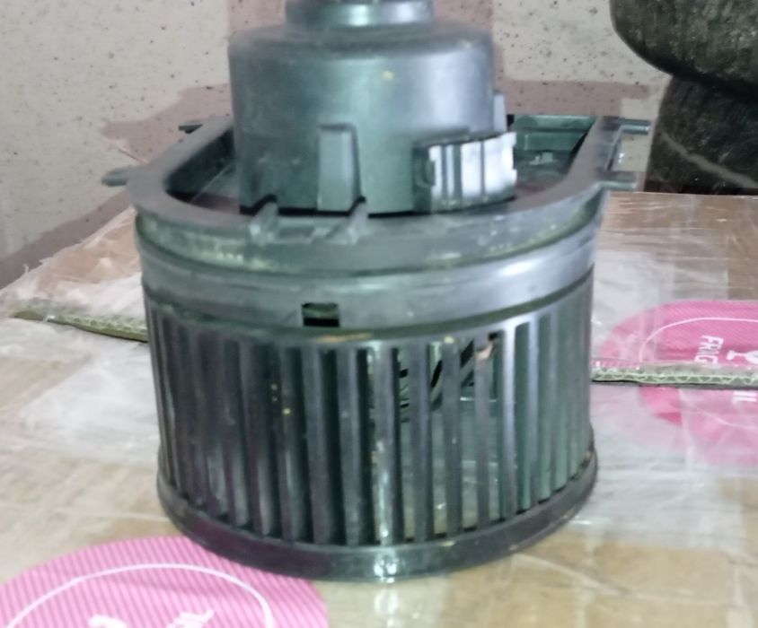 Ventilator habitaclu  Skoda Octavia 1U2  benzina 2000-2003