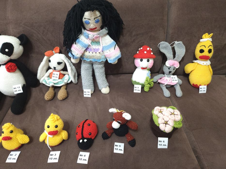 Ръчно плетени играчки