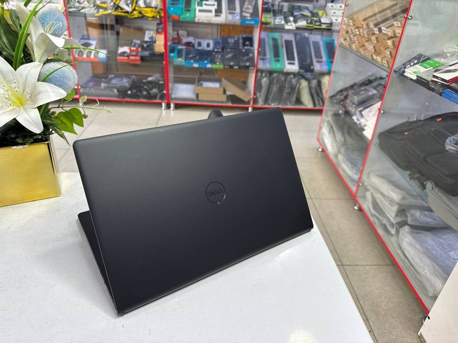 Dell i3-12 avlod ddr4 8/256 Samsung SSD Nvme FHD IPS holati ideal