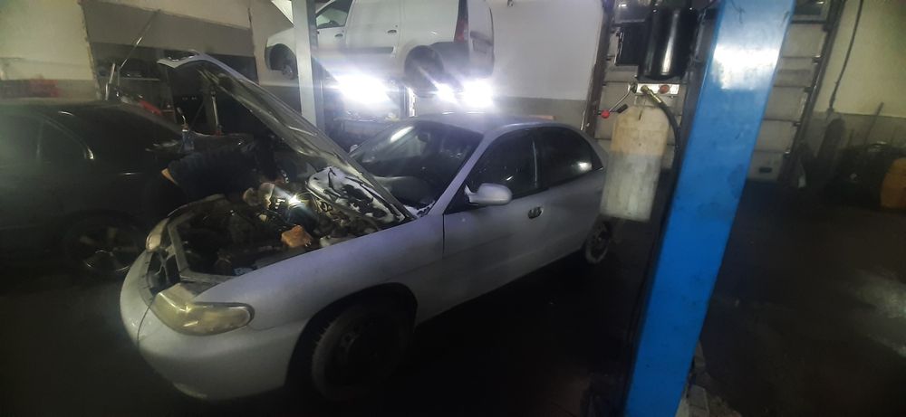 Продам машину в среднем состоянии