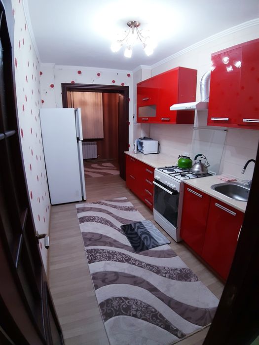 Сдаётся по суточных квартира центре города