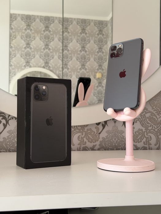 Продам Айфон 11 про