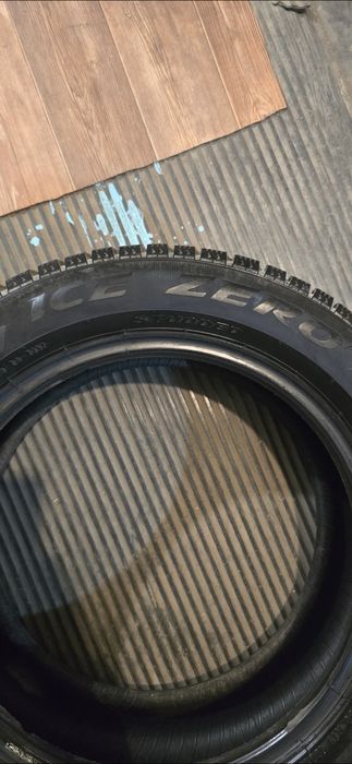 Зимняя резина 215/60/R17 Pirelli