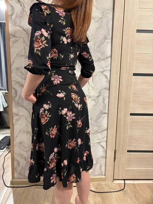 Продам много одежды 42-44