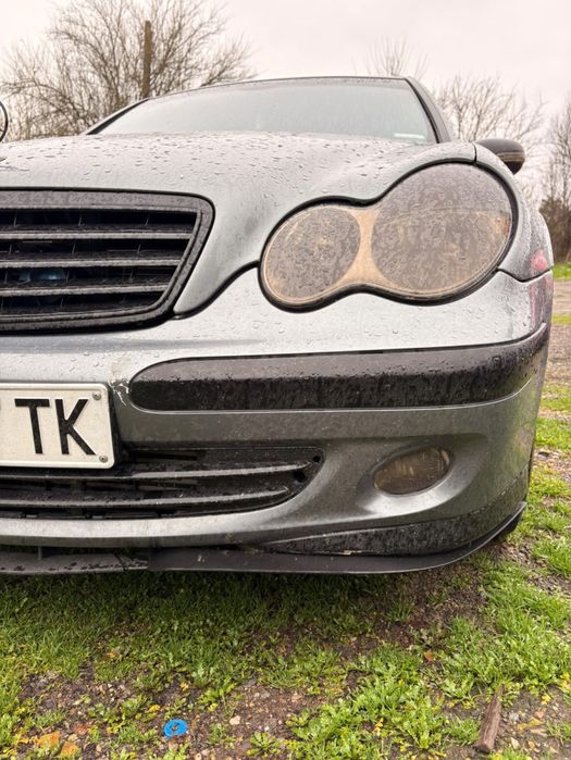 Предна броня за мерцедес w203 facelift