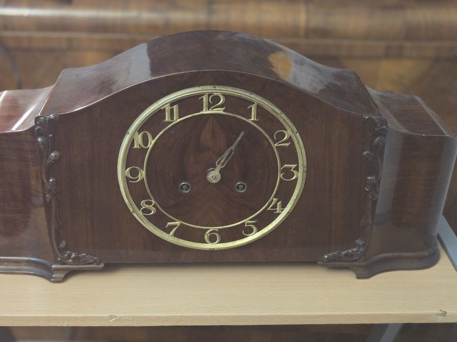 Ceas vechi , peste 150 ani