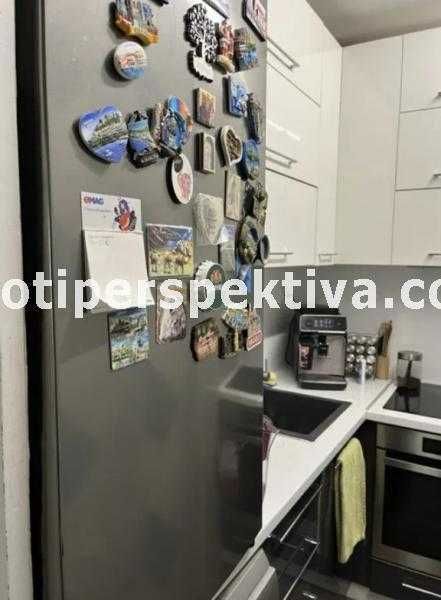 Продава се Тристаен апартамент в Пловдив, Христо Смирненски - 64 кв.м за 1922 €/кв.м - Снимка #4