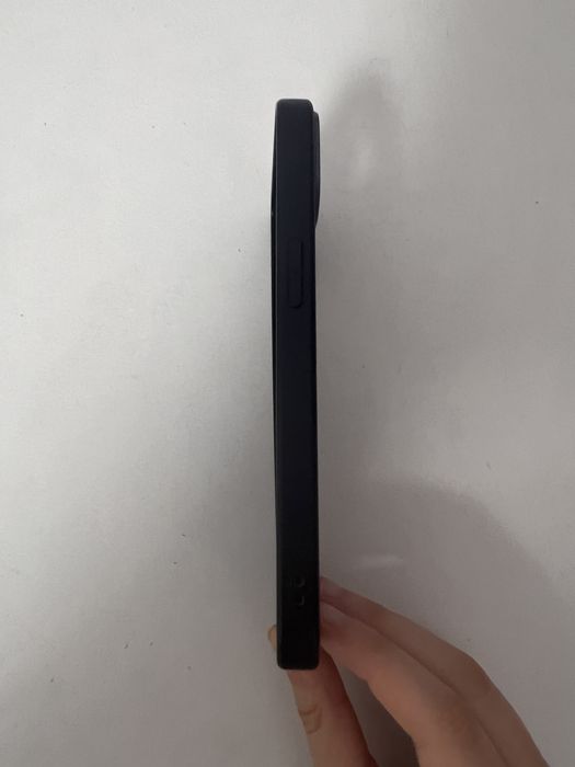 husa iPhone 13 cu Hu Tao