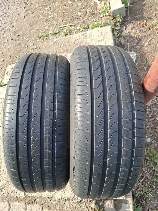 Продам шины 225/55/17 пирелли