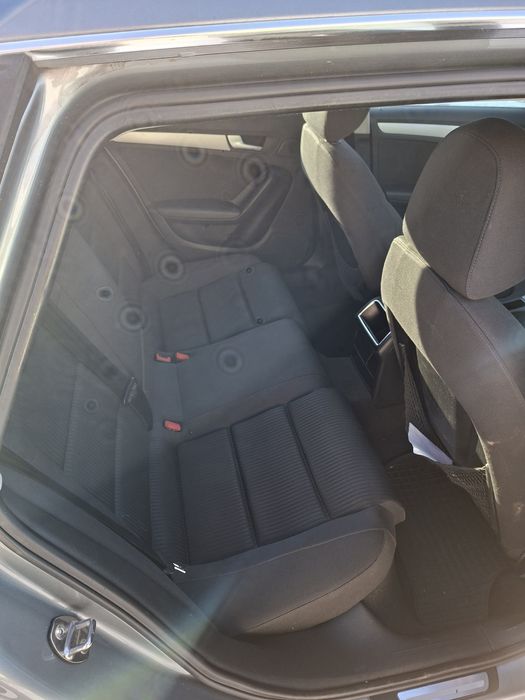 Vând Audi A4 B8 2.0 TDI