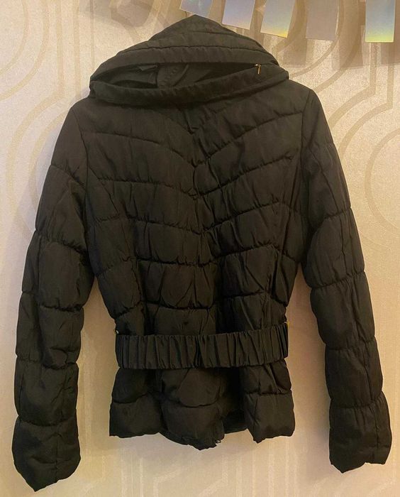 Geaca fas cu centura in talie Zara