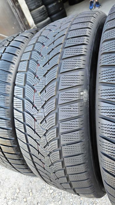 235/55 R19 • Iarna • Dunlop Winter Sport 5 SUV 105V XL | 4 buc | Pret/buc